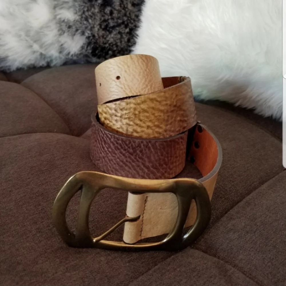Guess Genuine Leather Ombre Brown Beige Belt with Brass Buckle Like NEW